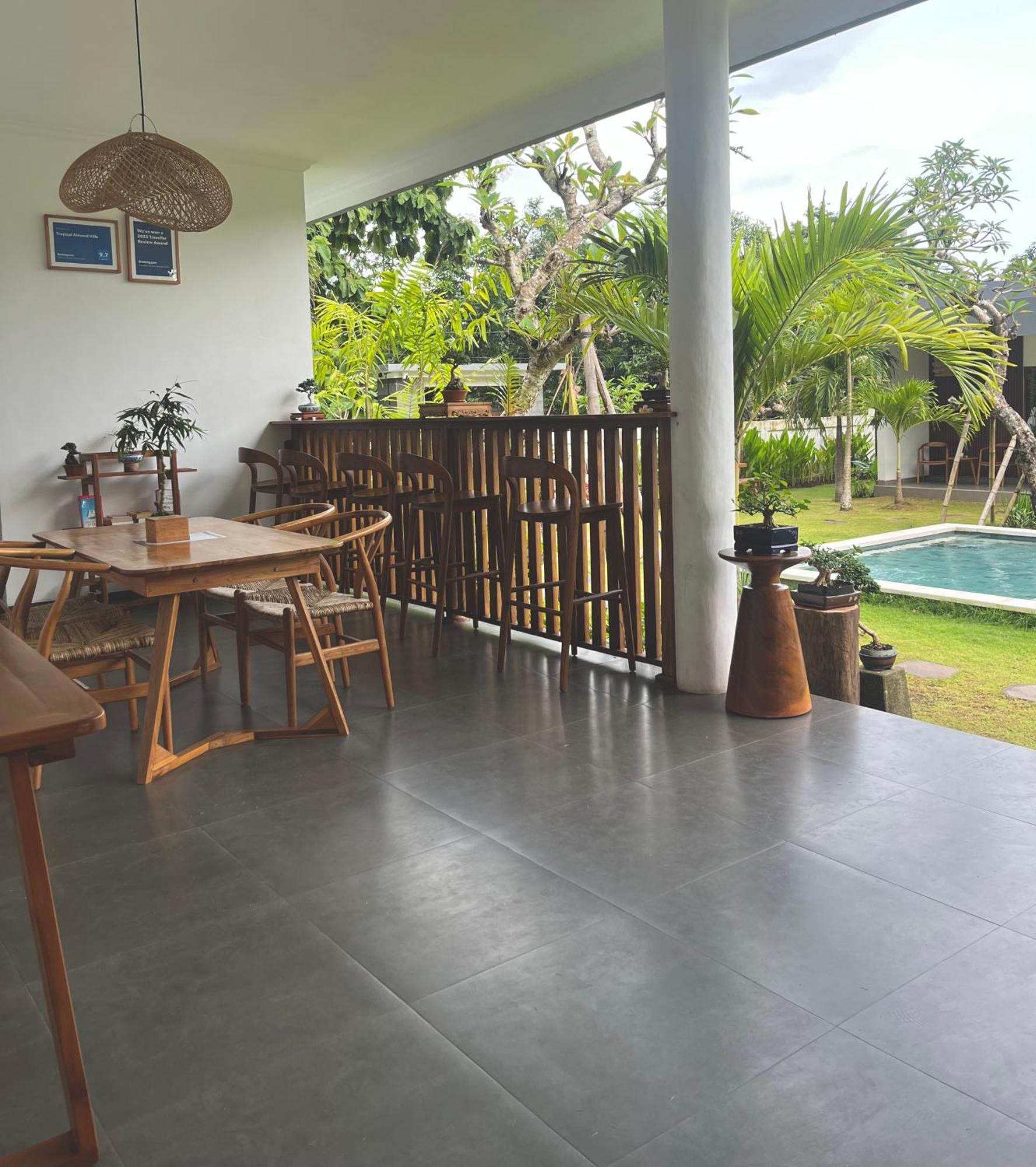 Tropical Almond Villa Uluwatu  Exterior photo
